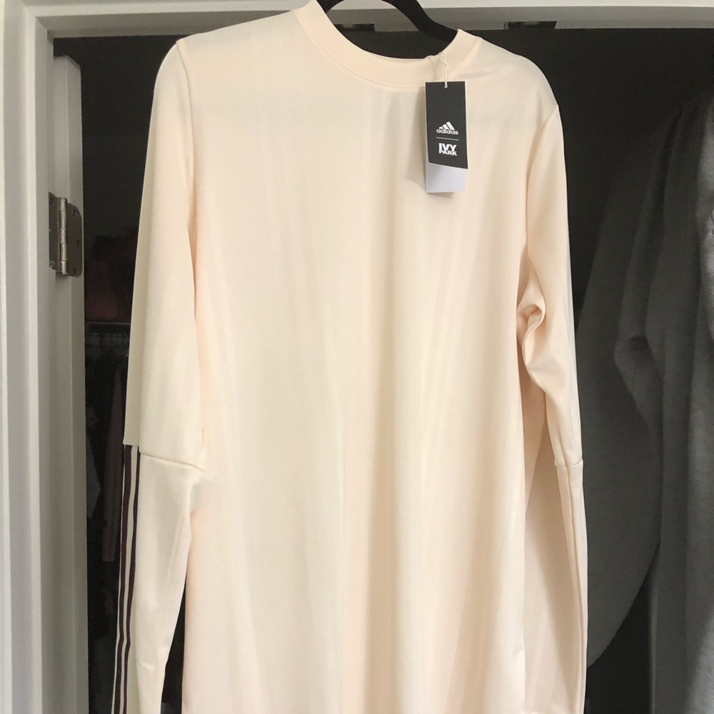 Ivy Park x Adidas Soccer Jersey size Large